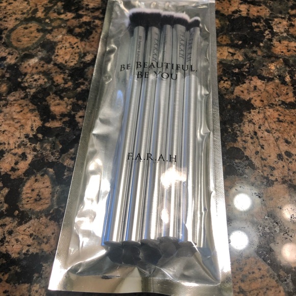Eye brushes - Picture 3 of 4